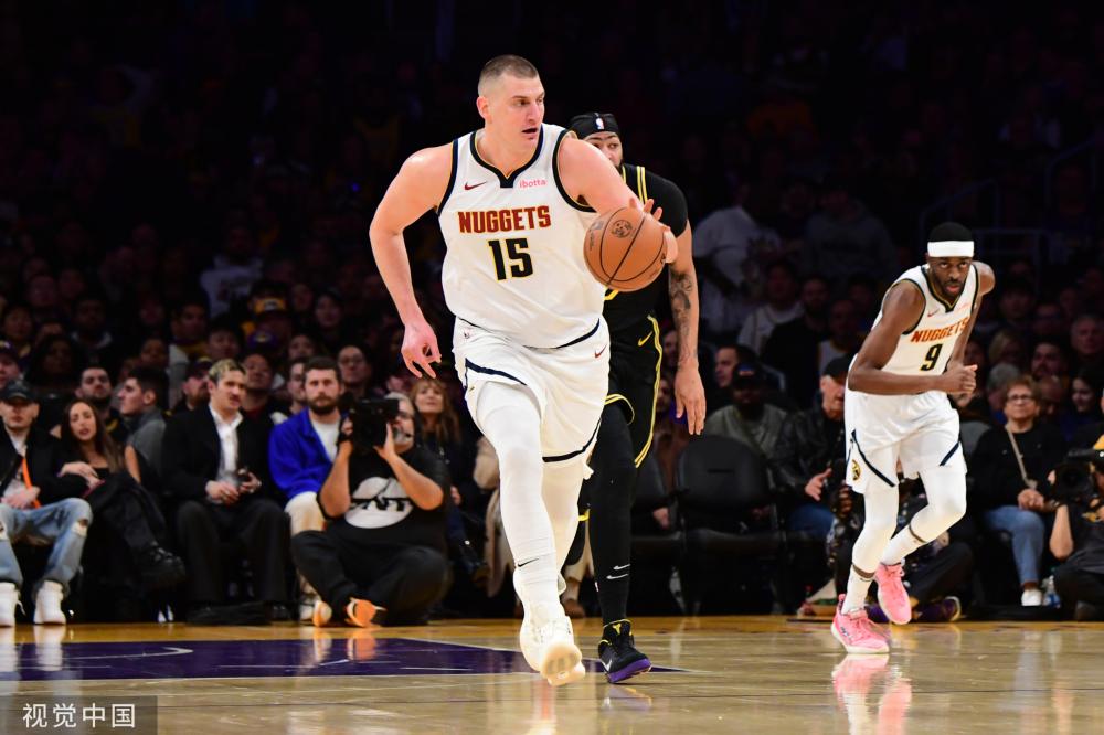 无论哪个年 无论哪个年