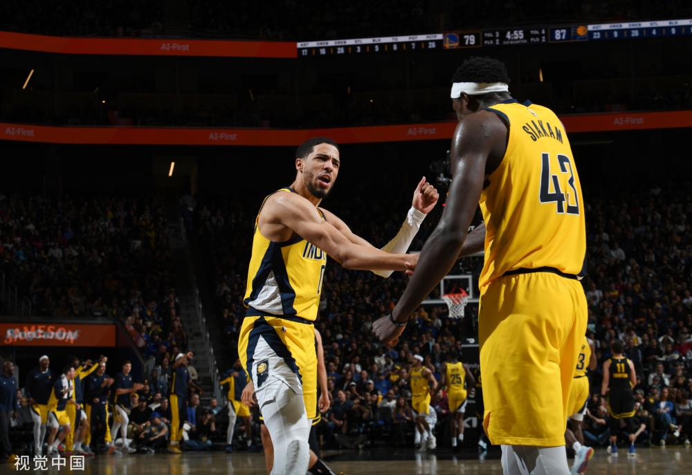 国的夜晚并 国的夜晚并